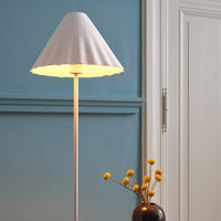 LEDVANCE Standleuchte Decor Pulp weiß aus Metall und Pappmaschee, E14, dimmbar, 1505 mm Höhe, Leuchtenschirm aus recyceltem Material, langlebig durch austauschbare Lichtquelle, einfache Montage